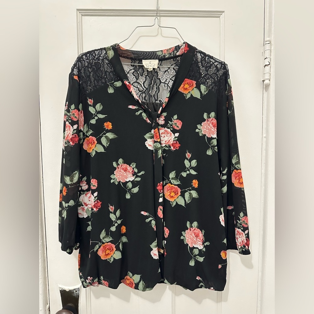 Ember, Medium, Floral